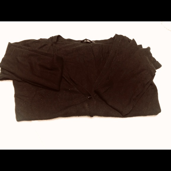 Black button v neck cardigan - Picture 2 of 3